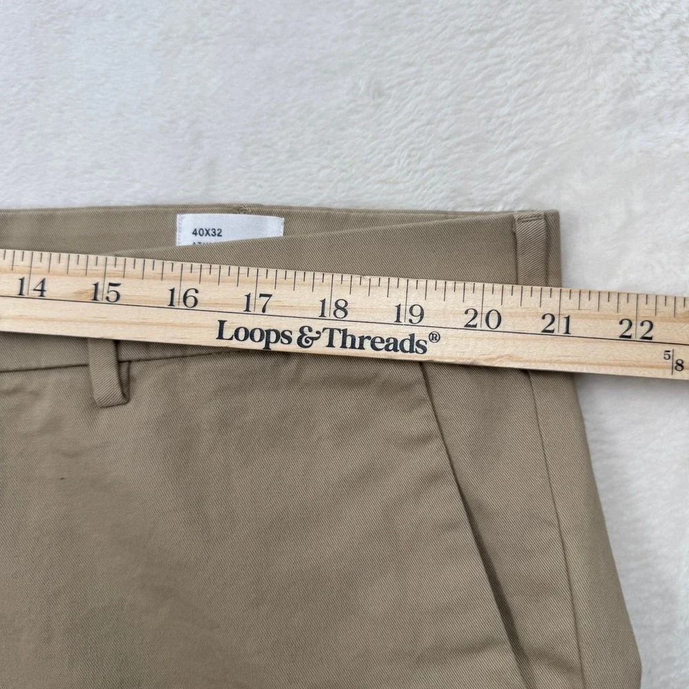 GAP classic khaki